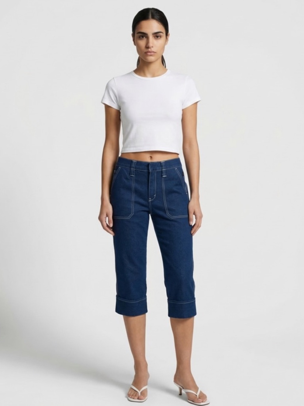 Chloe | Circle Stitch Crop Straight Leg Jeans | Women’s Size 38 (US 4-6)‎